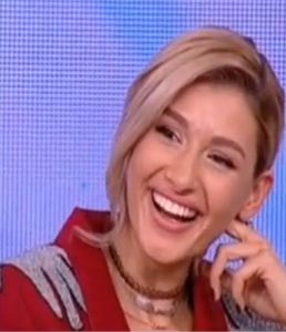 bandicam 2017-10-27 11-09-09-566 - a Alina - Ali poze noi dar puse recent - Rai da buni