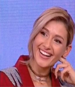 bandicam 2017-10-27 11-09-11-244 - a Alina - Ali poze noi dar puse recent - Rai da buni