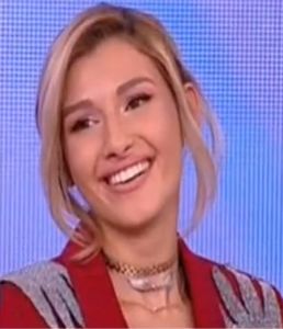 bandicam 2017-10-27 11-09-17-685 - a Alina - Ali poze noi dar puse recent - Rai da buni