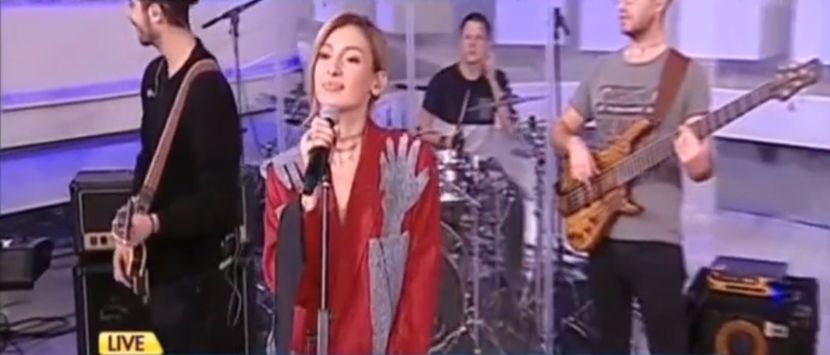 bandicam 2017-10-27 11-21-54-165 - a Alina - Ali poze noi dar puse recent - Rai da buni cantat