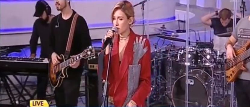 bandicam 2017-10-27 11-21-56-258 - a Alina - Ali poze noi dar puse recent - Rai da buni cantat