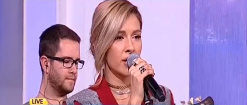 bandicam 2017-10-27 11-21-56-544 - a Alina - Ali poze noi dar puse recent - Rai da buni cantat