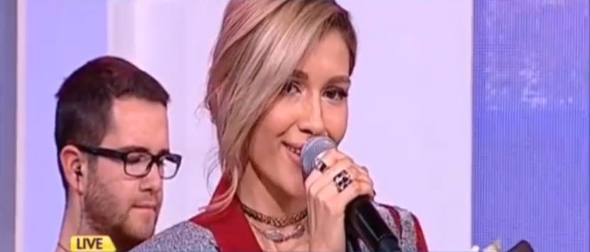 bandicam 2017-10-27 11-21-58-664 - a Alina - Ali poze noi dar puse recent - Rai da buni cantat