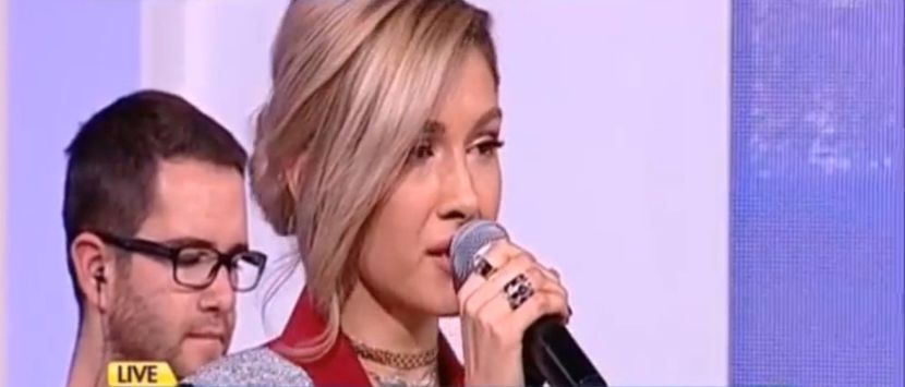 bandicam 2017-10-27 11-21-59-625 - a Alina - Ali poze noi dar puse recent - Rai da buni cantat