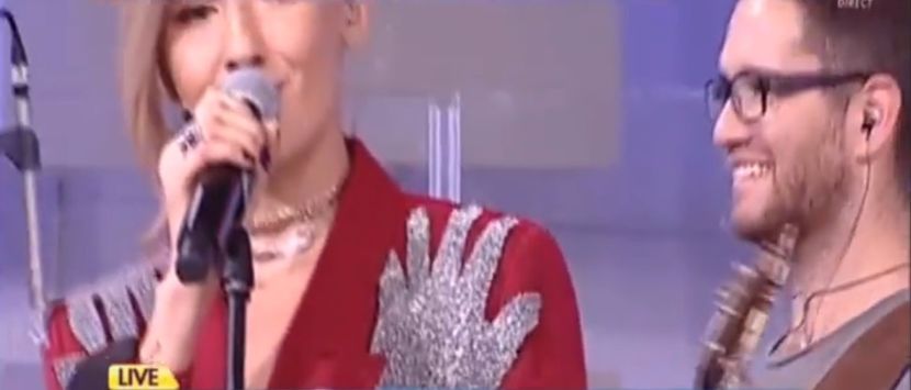 bandicam 2017-10-27 11-22-04-673 - a Alina - Ali poze noi dar puse recent - Rai da buni cantat