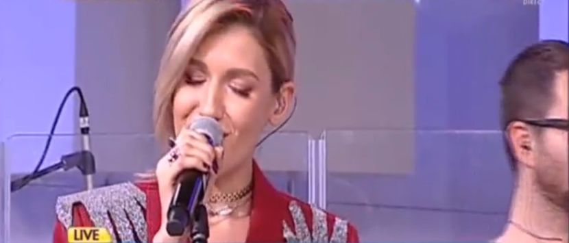 bandicam 2017-10-27 11-22-05-877 - a Alina - Ali poze noi dar puse recent - Rai da buni cantat