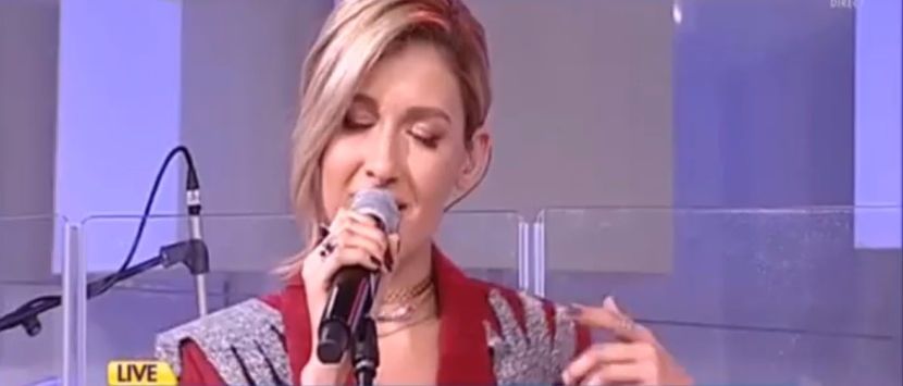 bandicam 2017-10-27 11-22-06-713 - a Alina - Ali poze noi dar puse recent - Rai da buni cantat