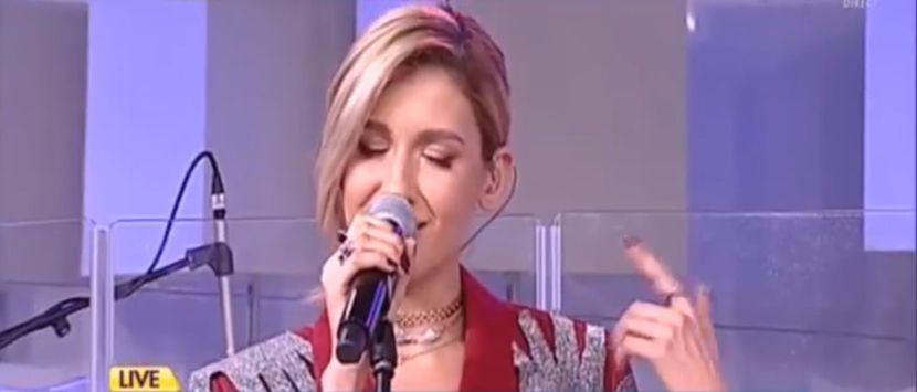 bandicam 2017-10-27 11-22-07-252 - a Alina - Ali poze noi dar puse recent - Rai da buni cantat