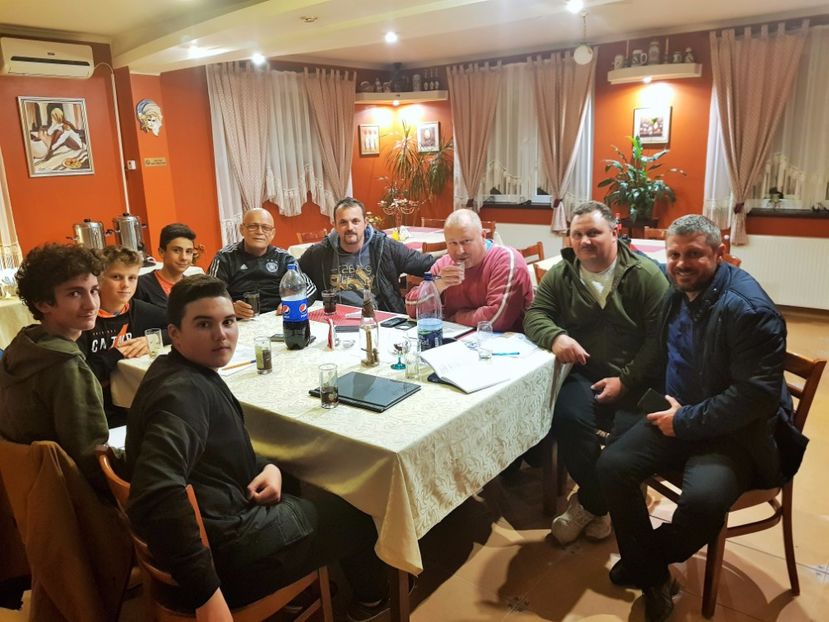 2017-10-25 20.48.15 (2) - 2--PORUMBARI PASARARI PRIETENI