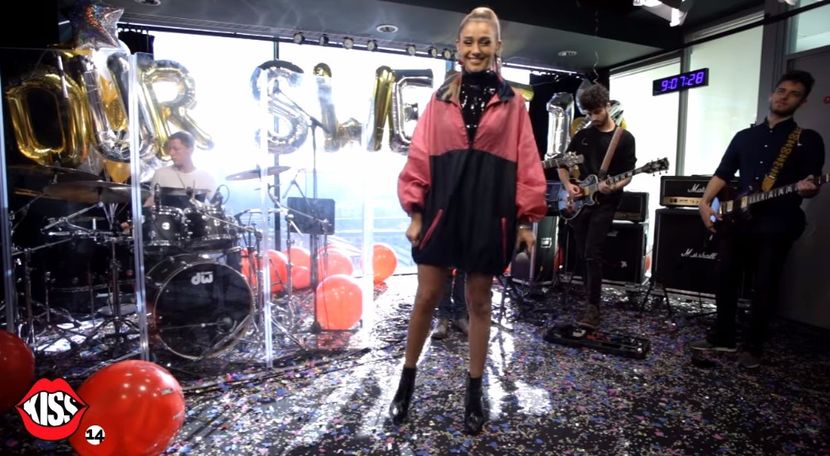 bandicam 2017-11-02 19-19-04-006 - a Alina - Ali poze noi dar puse recent 13