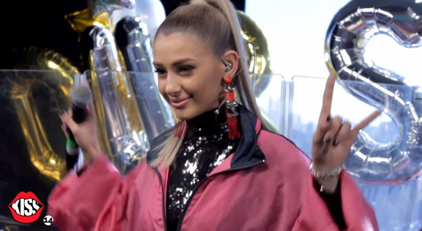 bandicam 2017-11-02 19-19-06-652 - a Alina - Ali poze noi dar puse recent 13