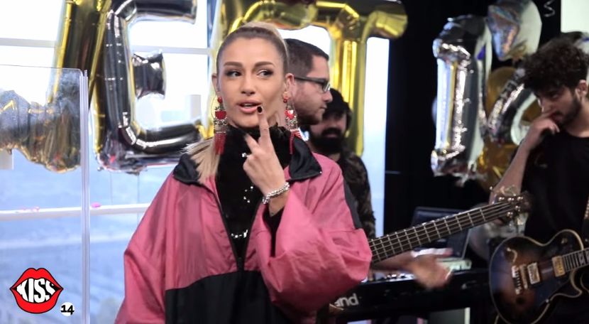 bandicam 2017-11-02 19-19-16-130 - a Alina - Ali poze noi dar puse recent 13