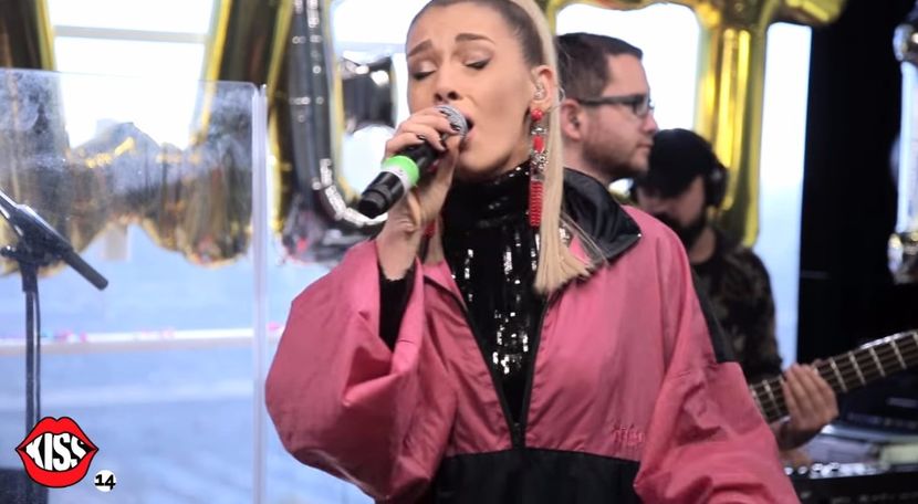 bandicam 2017-11-02 19-19-35-460 - a Alina - Ali poze noi dar puse recent 13