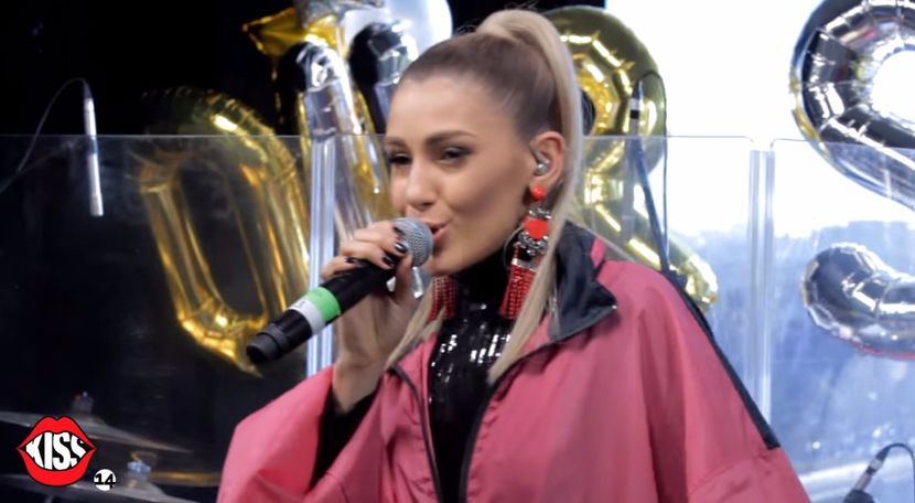 bandicam 2017-11-02 19-19-41-070 - a Alina - Ali poze noi dar puse recent 13