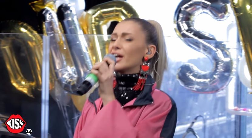 bandicam 2017-11-02 19-20-05-289 - a Alina - Ali poze noi dar puse recent 13