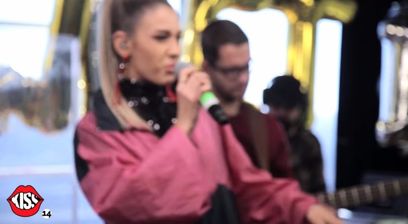 bandicam 2017-11-02 19-20-12-278 - a Alina - Ali poze noi dar puse recent 13