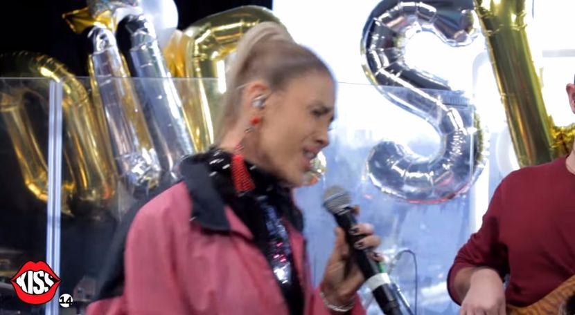 bandicam 2017-11-02 19-20-16-838 - a Alina - Ali poze noi dar puse recent 13