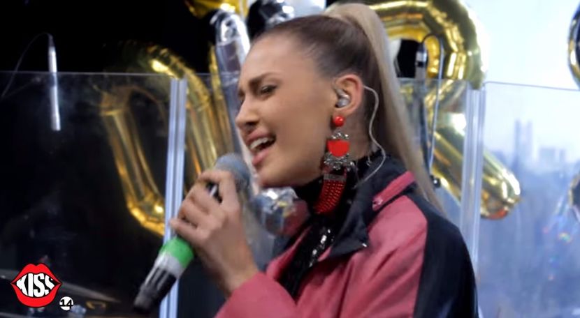 bandicam 2017-11-02 19-20-20-111 - a Alina - Ali poze noi dar puse recent 13