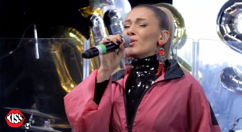 bandicam 2017-11-02 19-20-30-110 - a Alina - Ali poze noi dar puse recent 13