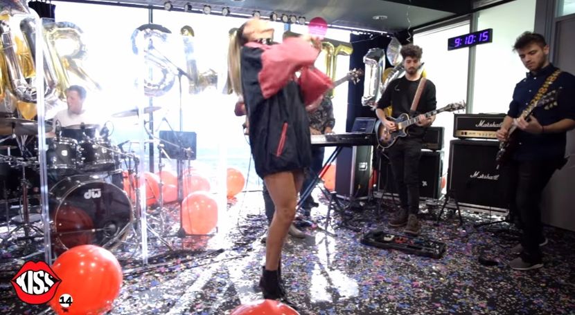 bandicam 2017-11-02 19-20-31-619 - a Alina - Ali poze noi dar puse recent 13