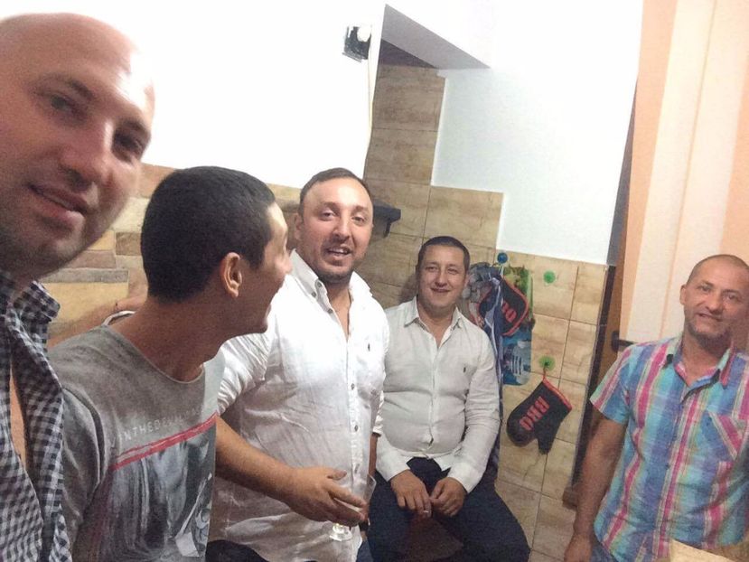 received_1553106004751216 - prietenii mei