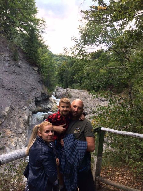 received_1549567495105067 - prietenii mei