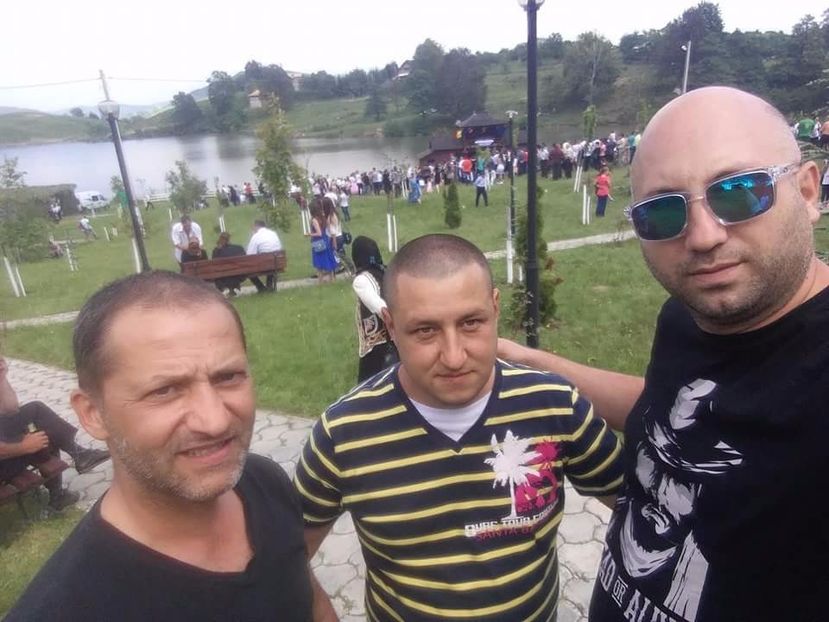 received_1448016288593522 - prietenii mei