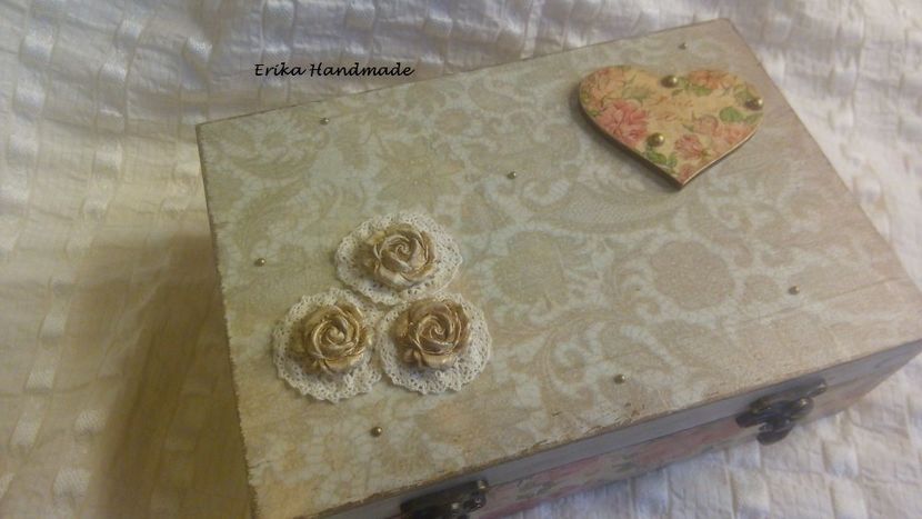  - 0 -- DECOUPAGE SI ALTE LUCRURI