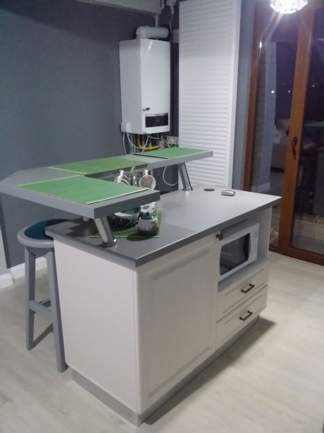 Si aici - Lucrarile melE