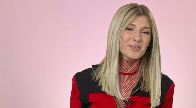 bandicam 2017-11-13 17-19-48-427 - a Alina - Ali poze noi dar puse recent 14