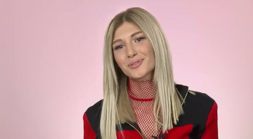 bandicam 2017-11-13 17-20-10-287 - a Alina - Ali poze noi dar puse recent 14