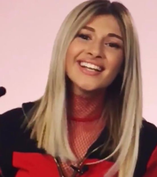 bandicam 2017-11-13 17-24-33-090 - a Alina - Ali poze noi dar puse recent 14