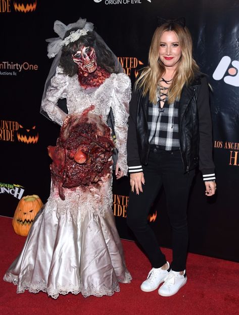 8thannualhauntedhayride20161009-005 - ASHLEY TISDALE LA 8TH ANNUAL HAUNTED HAYRIDE AT GRIFFITH PARK