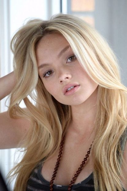 24 Natalie Alyn Lind - The Gifted