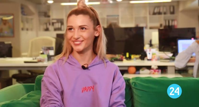 bandicam 2017-11-14 20-06-16-559 - a Alina - Ali poze noi dar puse recent 14