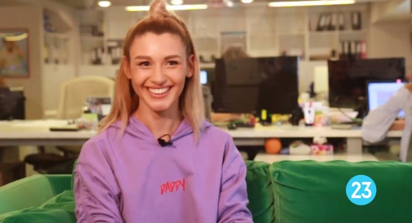 bandicam 2017-11-14 20-06-17-389 - a Alina - Ali poze noi dar puse recent 14