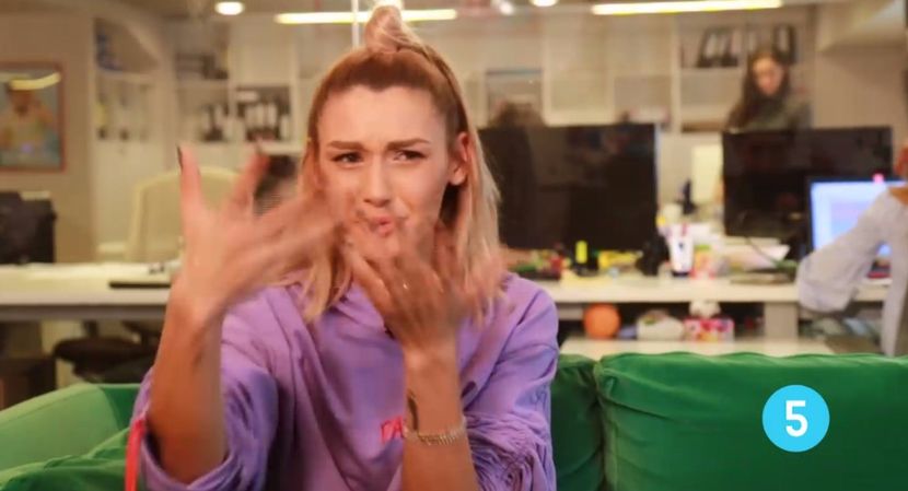 bandicam 2017-11-14 20-06-34-989 - a Alina - Ali poze noi dar puse recent 14