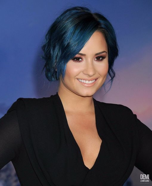  - DEMI LOVATO LA WALT DISNEY FROZEN PREMIERE