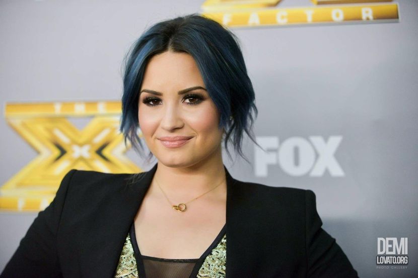  - DEMI LOVATO LA X FACTOR SEASON FINALE