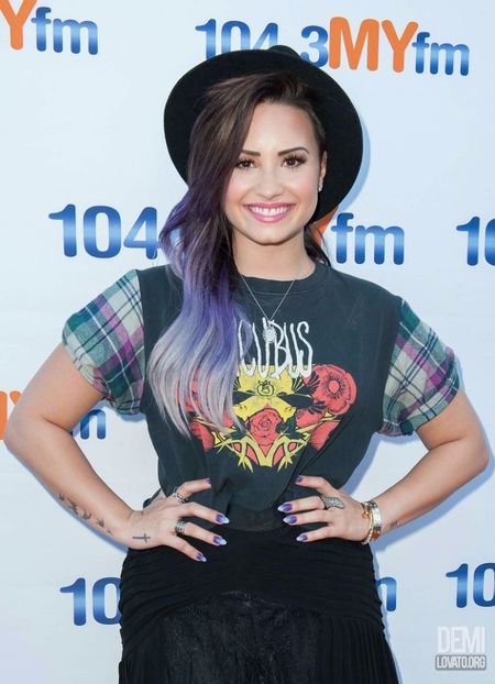  - DEMI LOVATO LA MY FM PRESENTS MY BIG NIGHT OUT