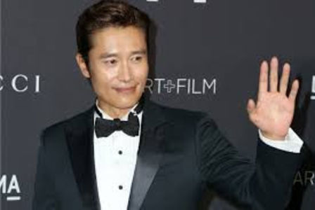 images (22) - LEE BYUNG HUN