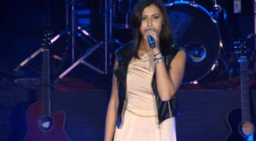 bandicam 2017-11-17 18-44-02-527 - 01 ae - pmv - 6