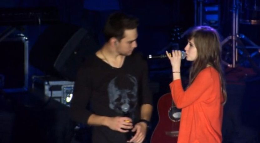 bandicam 2017-11-17 18-51-46-761 - 01 one - pmv - 3