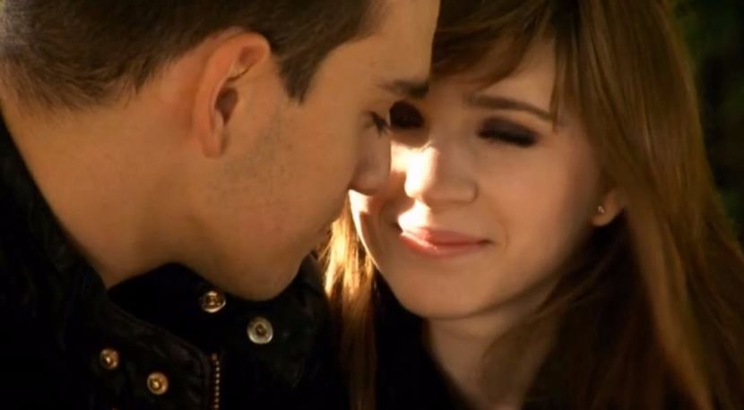 bandicam 2017-11-17 18-52-08-701 - 01 one - pmv - 3