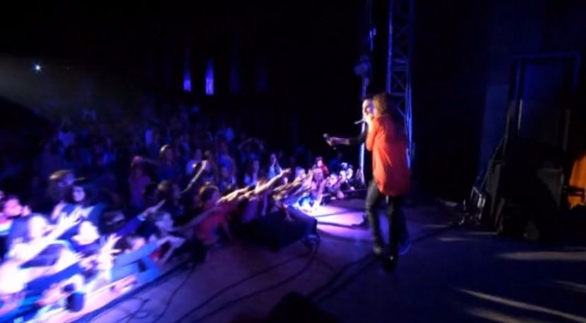 bandicam 2017-11-17 18-52-25-421 - 01 one - pmv - 3