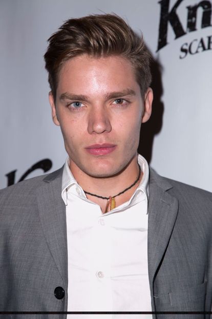 Dom (2) - Dominic Sherwood