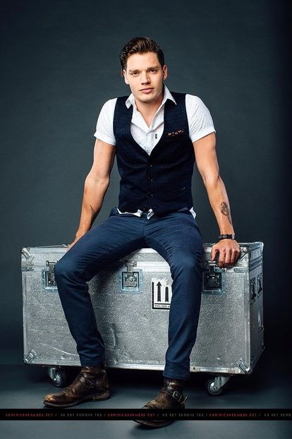 Dom (7) - Dominic Sherwood