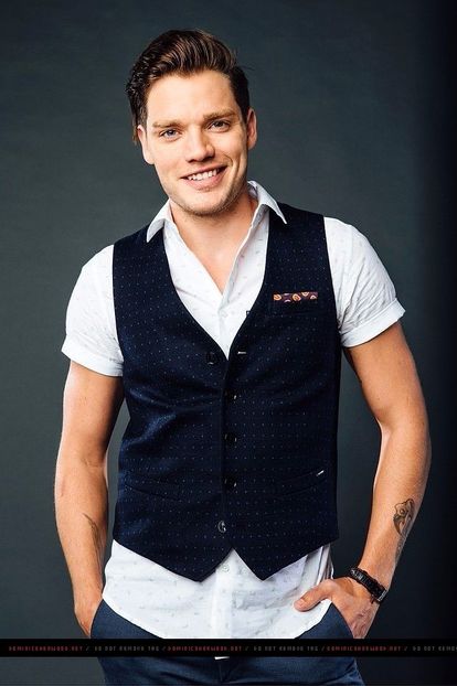 Dom (17) - Dominic Sherwood