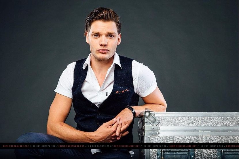 Dom (22) - Dominic Sherwood