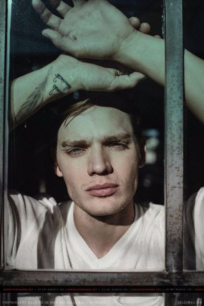 Dom (24) - Dominic Sherwood